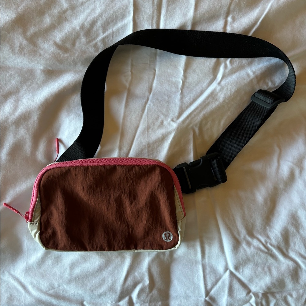 Lululemon Belt Bag